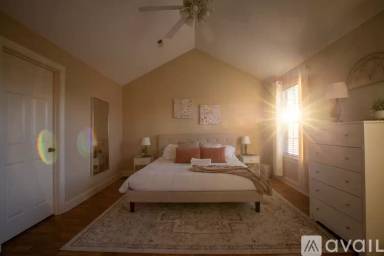 Main picture of 55 Stonebriar Ct