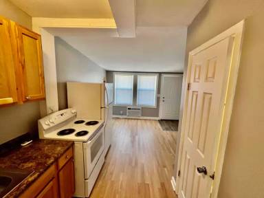 Main picture of 2703 Pine St