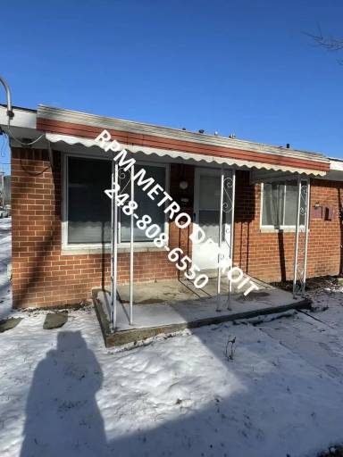 Main picture of 26135 Coolidge Hwy