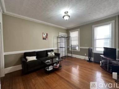 Main picture of 18 Homer St