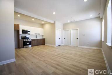 Main picture of 1030 N 48th St