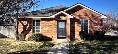 Main picture of 4800 Mammoth Ln