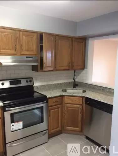 Main picture of 178 Flax Hill Rd