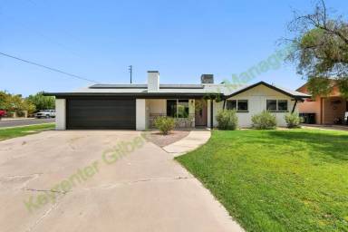 Main picture of 591 N Cheri Lynn Dr