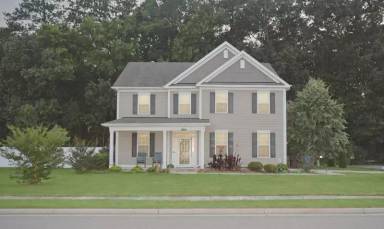 Main picture of 912 Lake Thrasher Dr