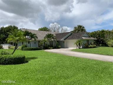 Main picture of 8 Turtle Creek Dr