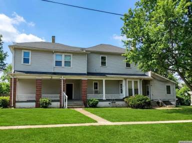 Main picture of 908 E Main St Apartments