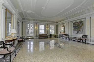 Main picture of 2022 Columbia Rd NW