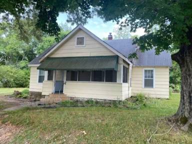 Main picture of 1311 E 30th St