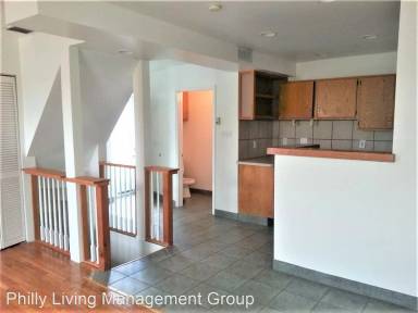 Main picture of 2620 Poplar St