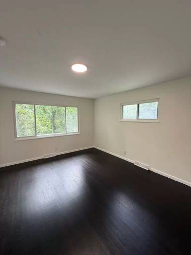 Main picture of 2376 Westwood Dr