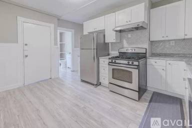 Main picture of 132 Hyde Park Ave