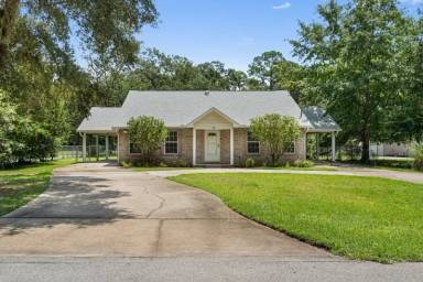 Main picture of 3100 Holley Point Rd