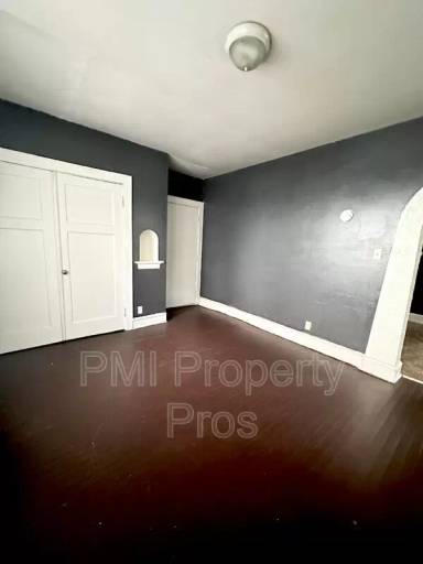 Main picture of 3765 N 13th St