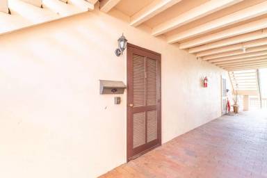 Main picture of 75 Shepard Sq