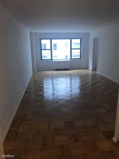 Main picture of Regency Towers