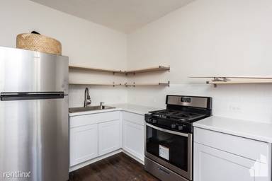Main picture of 3121 N Kimball Ave