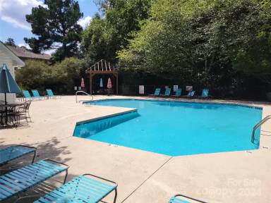 Main picture of 12575 Bluestem Ln