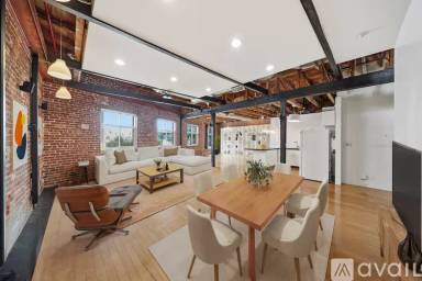 Main picture of 500 Molino St