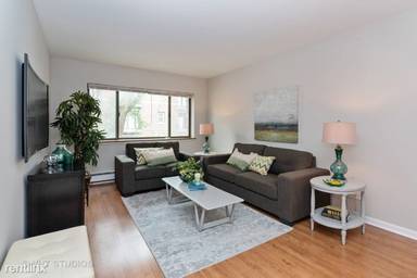 Main picture of 3620 N Pine Grove Ave