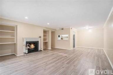 Main picture of 512 Park Ridge Cir