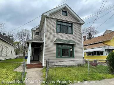 Main picture of 3152 W 48th St