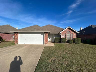 Main picture of 3324 Tommy Hays Dr