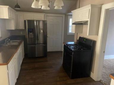 Main picture of 518 W Locust St