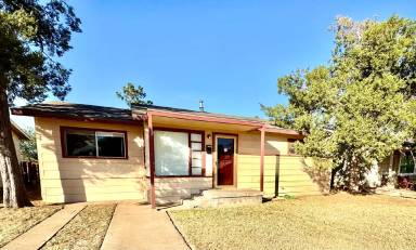 Main picture of 5002 40th St
