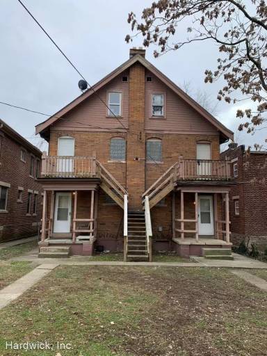 Main picture of 332 E 11th Ave