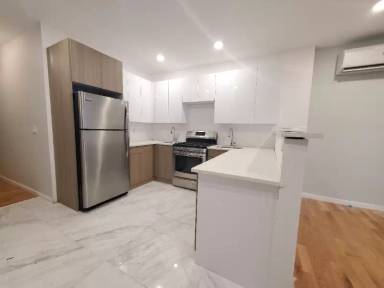 Main picture of 5 Grant Ave