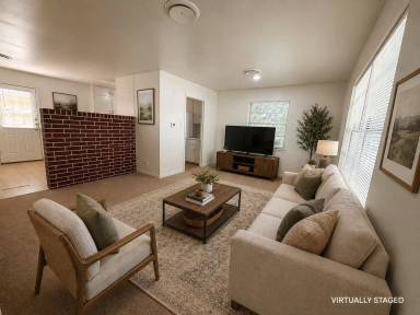 Main picture of 1323 Gardenia Ave