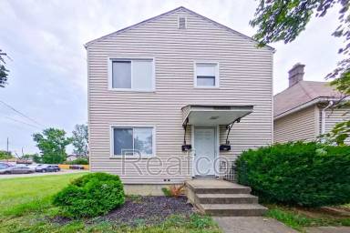 Main picture of 2824 E 5th Ave