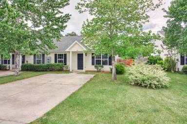 Main picture of 162 Bevington Dr