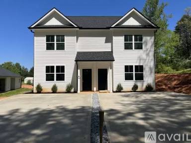 Main picture of 120 Kennedy Rd