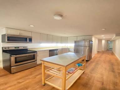 Main picture of 1518 Commonwealth Ave