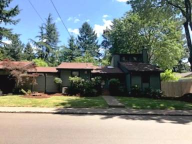 Main picture of 3480 Crestview Dr S