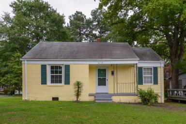Main picture of 1828 Poole Rd