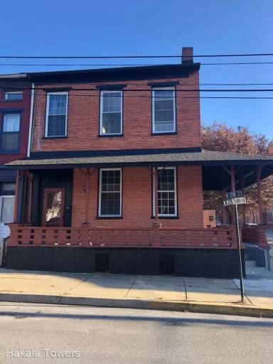Main picture of 200 Walnut St