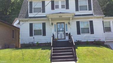 Main picture of 222 Johnson St