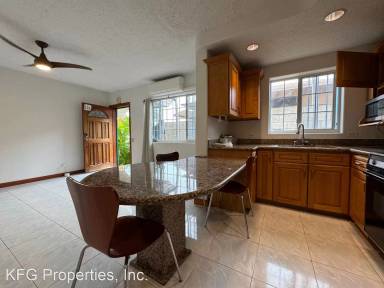 Main picture of 3528 Aliamanu St