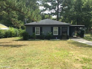 Main picture of 731 Ayrshire Cir NW