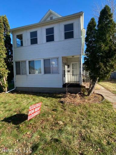 Main picture of 1433 39th St