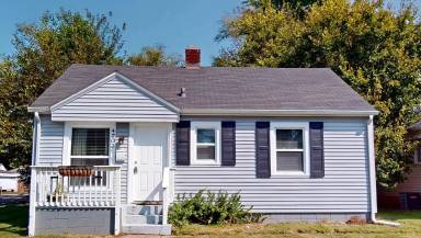 Main picture of 4702 Young Ave