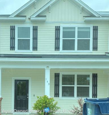 Main picture of 142 Alma Dr