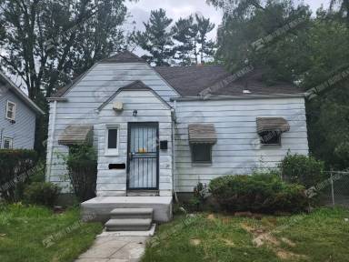 Main picture of 16547 Chatham St