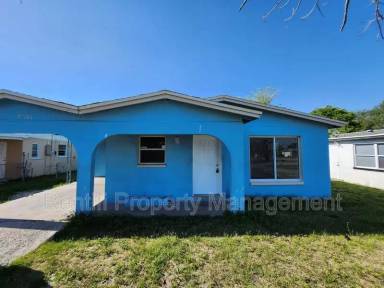 Main picture of 2991 Saint Charles St