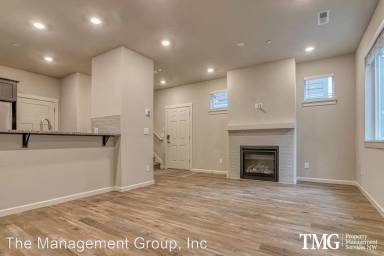 Main picture of 4231 Cloverhill Way