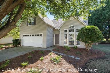 Main picture of 2 Ashridge Way