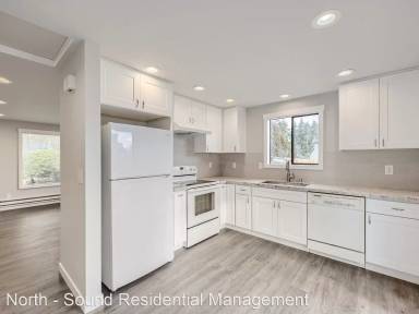 Main picture of 14031 Admiralty Way